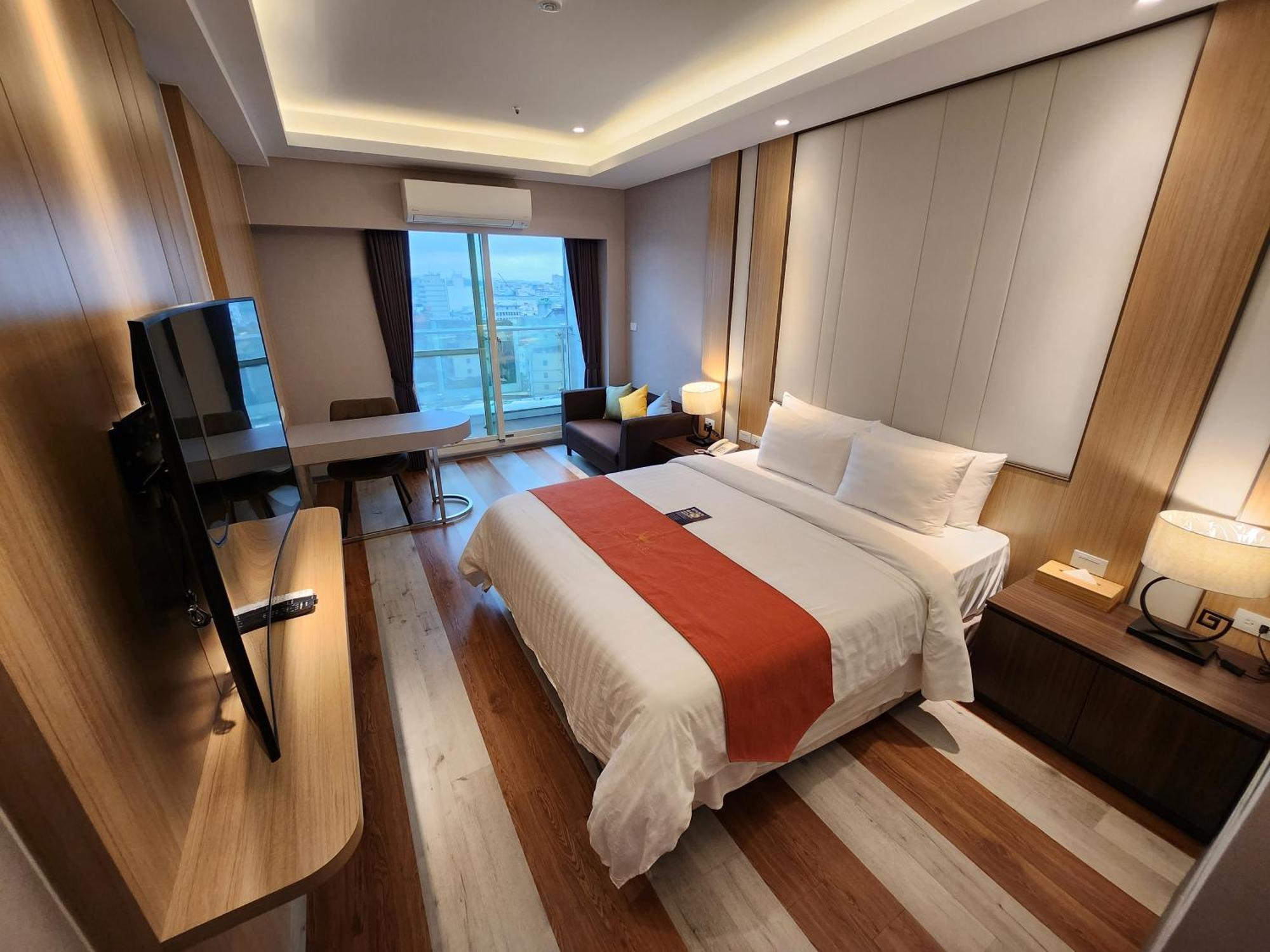 Bentley Hotel Zhongli Exterior photo